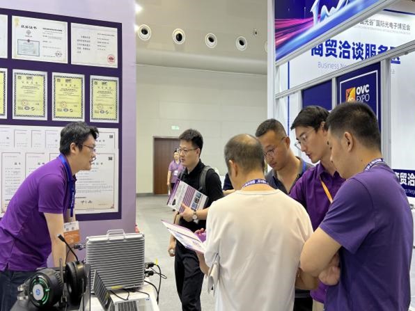 光博會(huì)6.jpg 光博會(huì)6.jpg